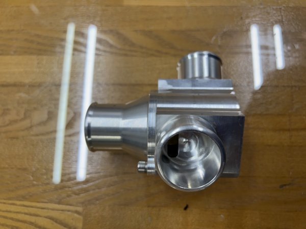 画像3: サーモスタットハウジング (3)